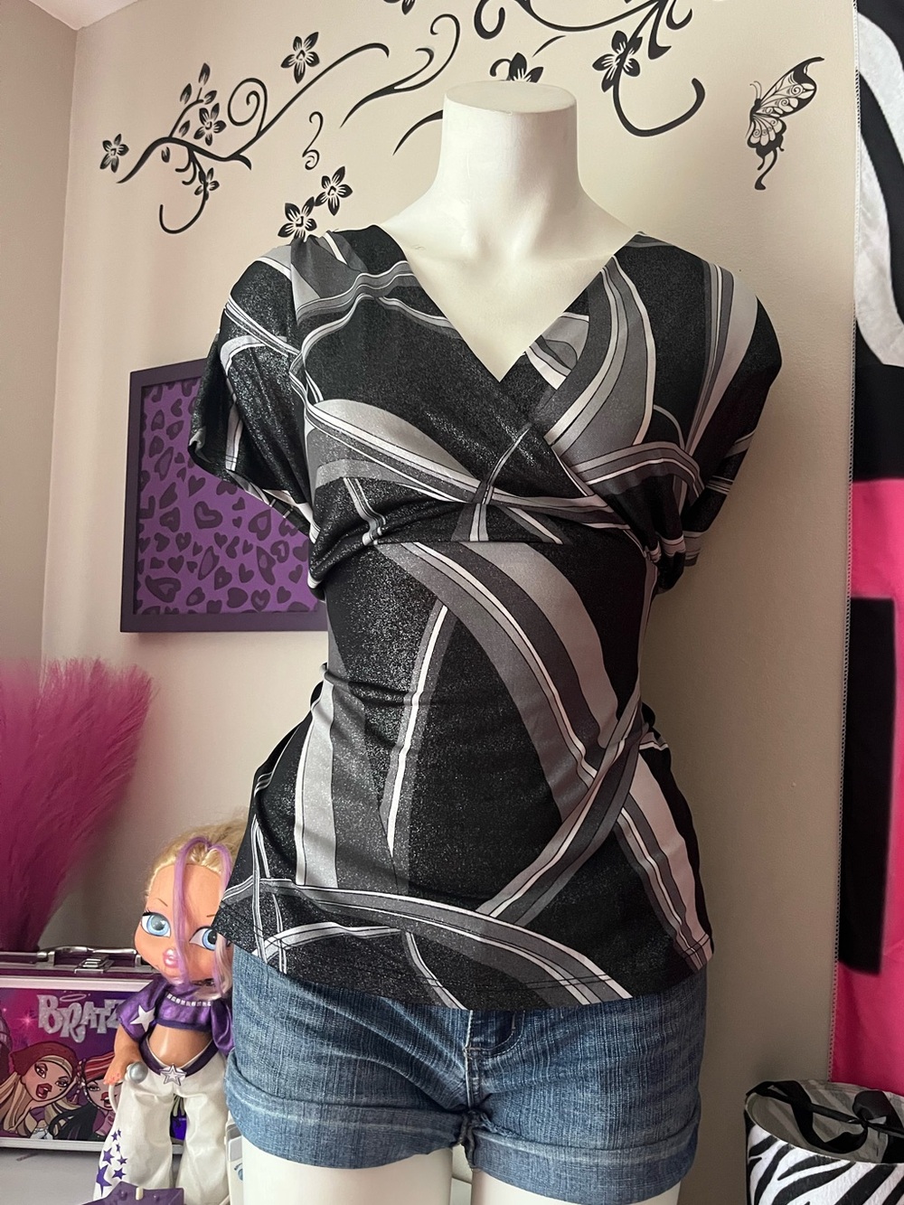 Encore Jeans Black & Gray Wrap-Style V-Neck Blouse